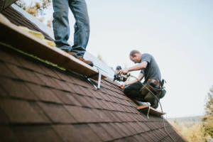 Local Roofers in Oak Park Hts, MN
